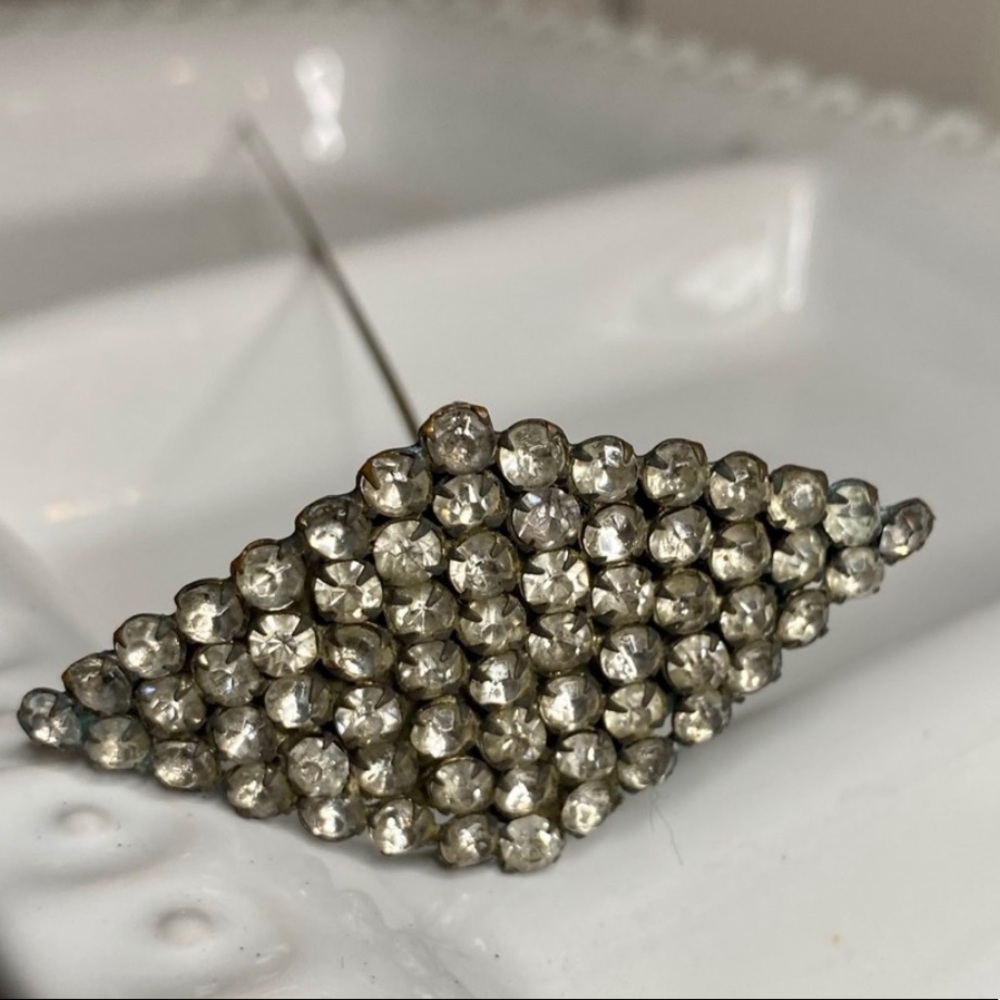 Antique Diamond Shaped Rhinestone Hat Pin 💎 - Picture 1 of 16